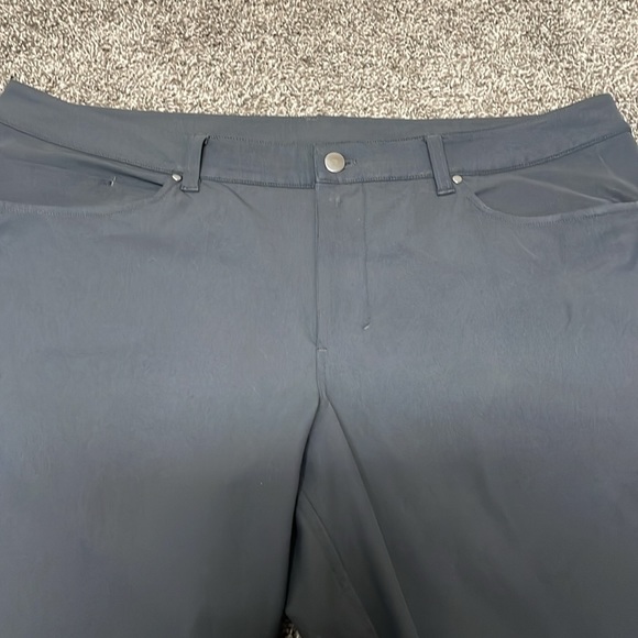 Lululemon ABC Slim fit trouser 28L - Picture 6 of 6
